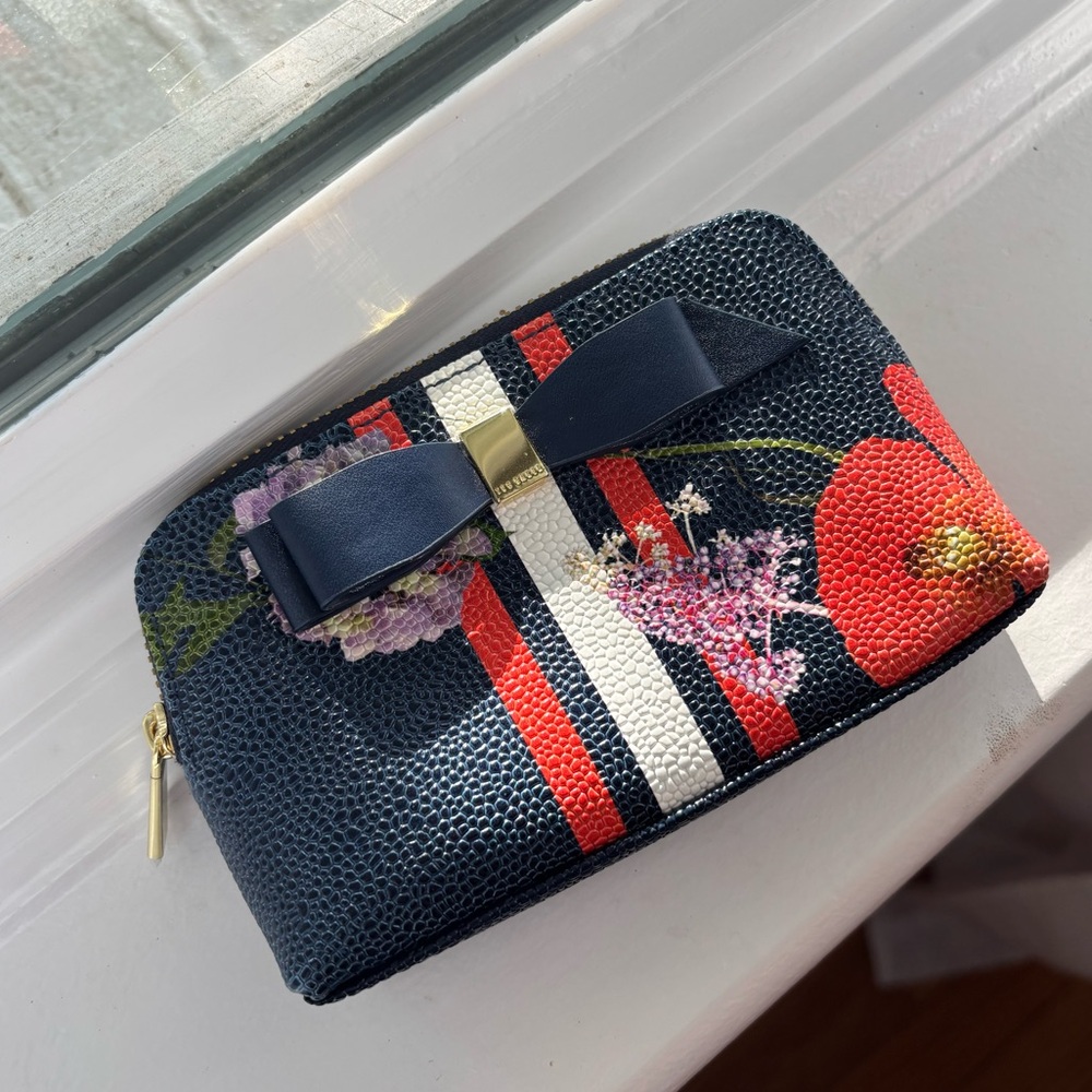 ted baker hedgerow mini makeup bag